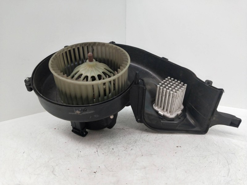 Recambio de motor calefaccion para volvo xc70 referencia OEM IAM   