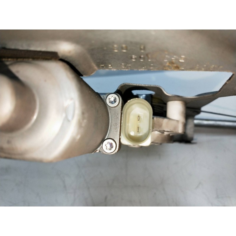 Recambio de elevalunas delantero derecho para mercedes sprinterii caja cerrada (desde 01.06) 2.1 cdi cat referencia OEM IAM A006