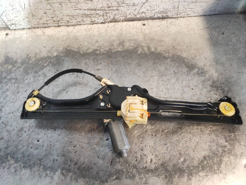 Recambio de elevalunas trasero izquierdo para bmw x5 (e70) 3.0d referencia OEM IAM 7137029 7166381 