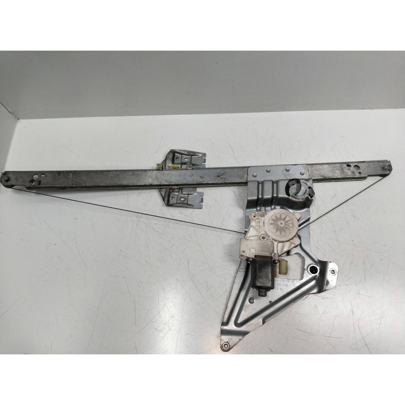 Recambio de elevalunas delantero izquierdo para mercedes sprinterii caja cerrada (desde 01.06) 2.1 cdi cat referencia OEM IAM A0