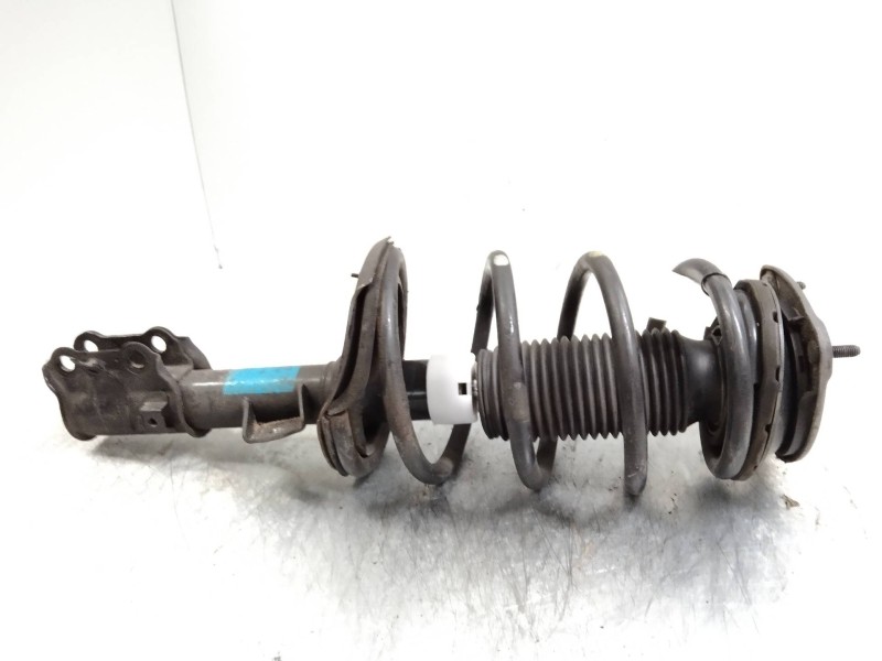 Recambio de amortiguador delantero derecho para kia rio 1.5 crdi referencia OEM IAM   