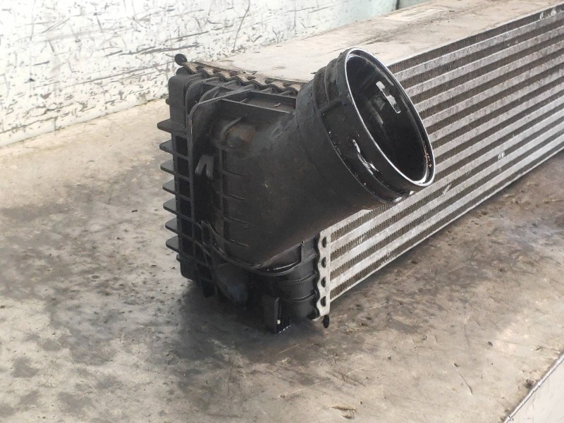 Recambio de intercooler para bmw x5 (e70) 3.0d referencia OEM IAM 17517809321  