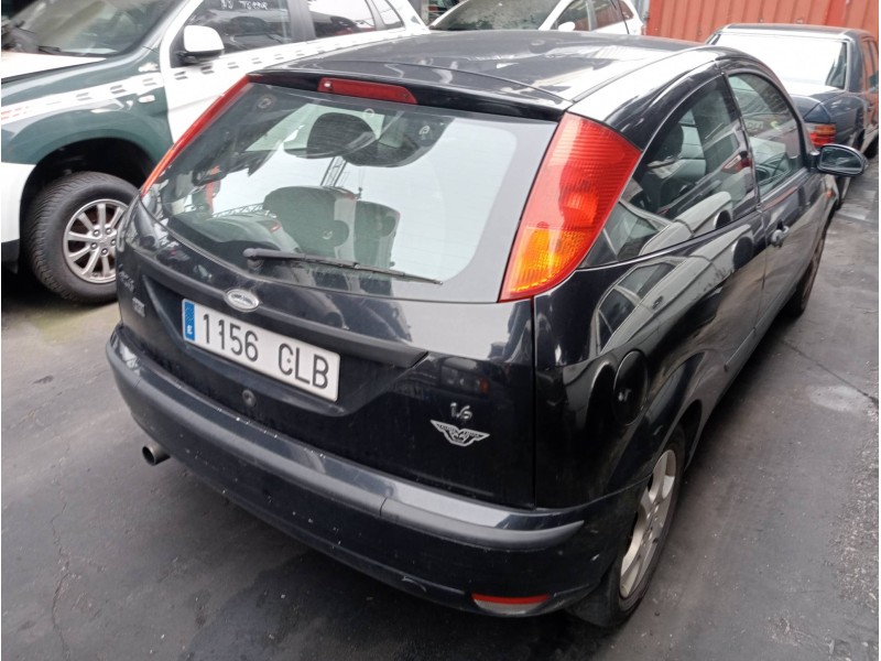 ford focus berlina (cak) del año 2003