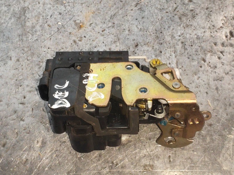 Recambio de motor cierre centralizado delantero derecho para chevrolet evanda cdx referencia OEM IAM   