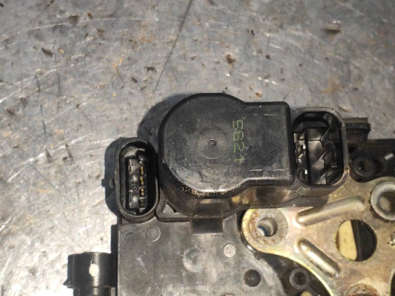 Recambio de motor cierre centralizado delantero derecho para chevrolet evanda cdx referencia OEM IAM   