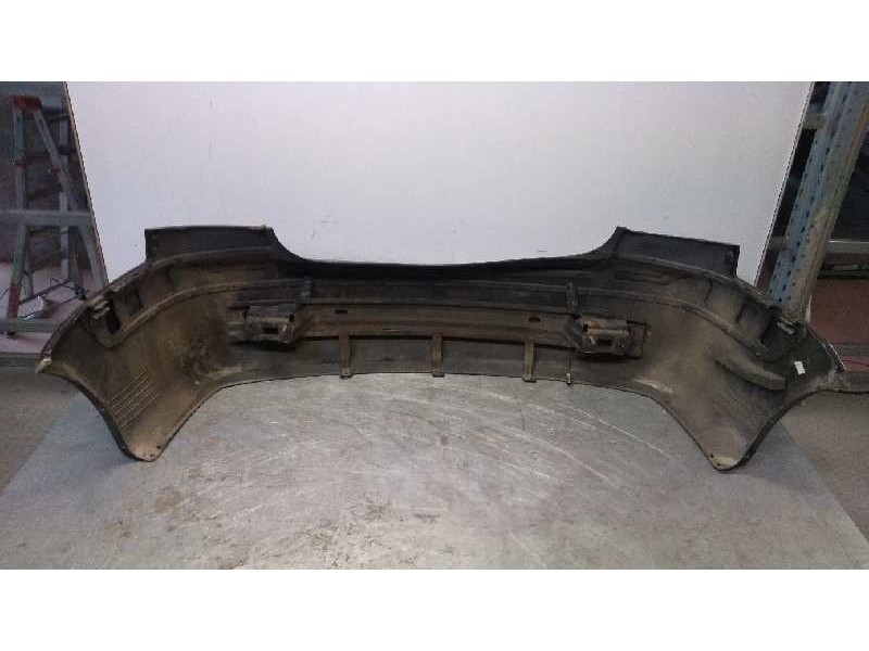 Recambio de paragolpes trasero para kia rio referencia OEM IAM   