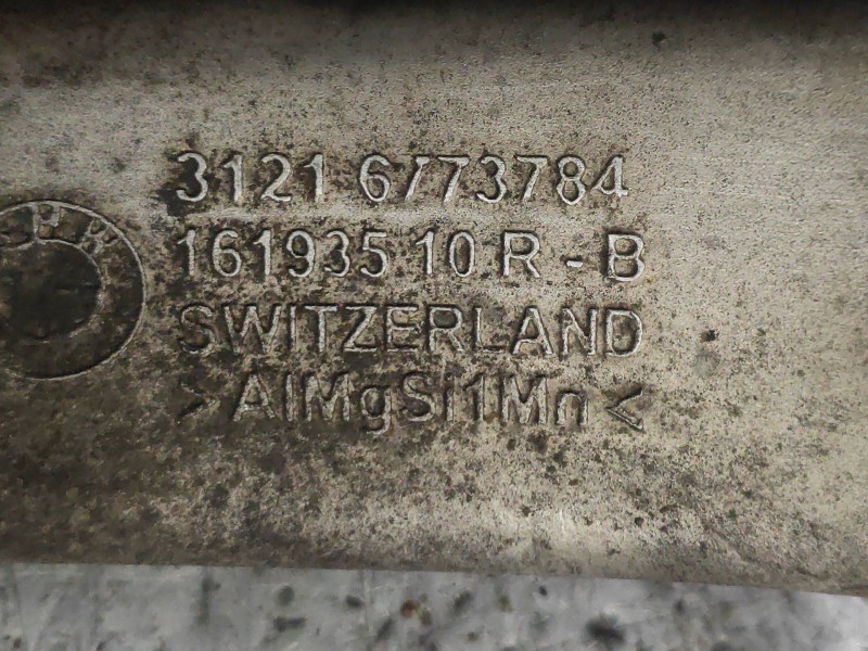 Recambio de mangueta delantera derecha para bmw x5 (e70) 3.0d referencia OEM IAM 31216773784  