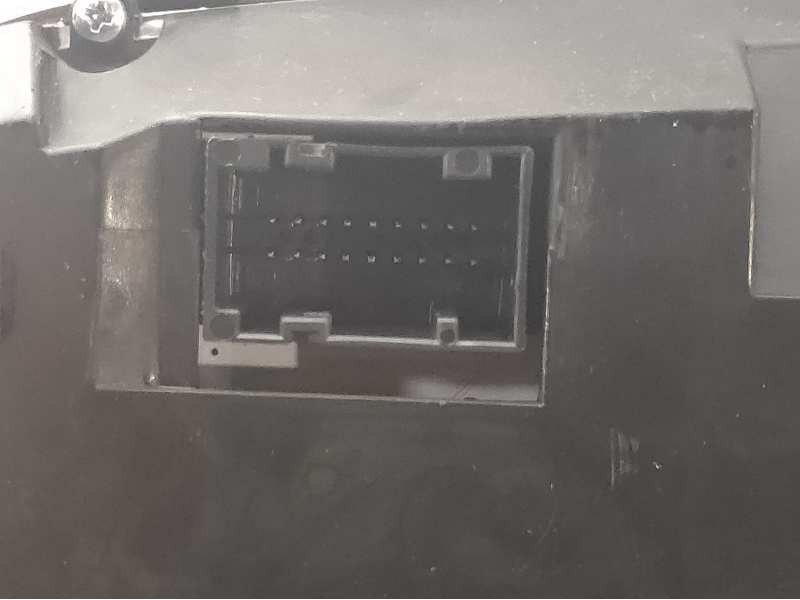 Recambio de cuadro instrumentos para peugeot bipper básico referencia OEM IAM 1371616080 90420 