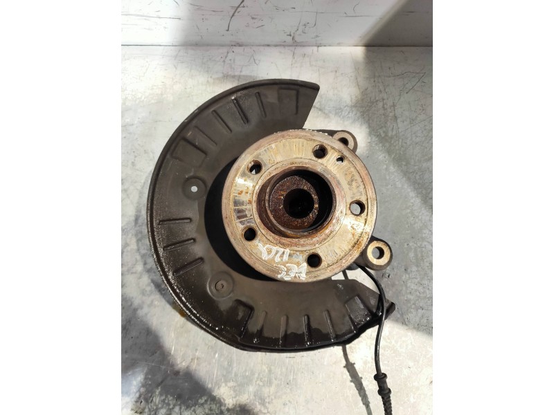 Recambio de mangueta delantera izquierda para mercedes vito kasten (639) 113 cdi lang (639.603) referencia OEM IAM   