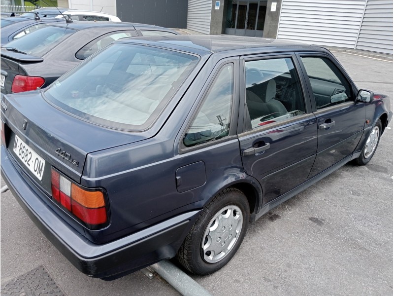 volvo serie 440 del año 1993