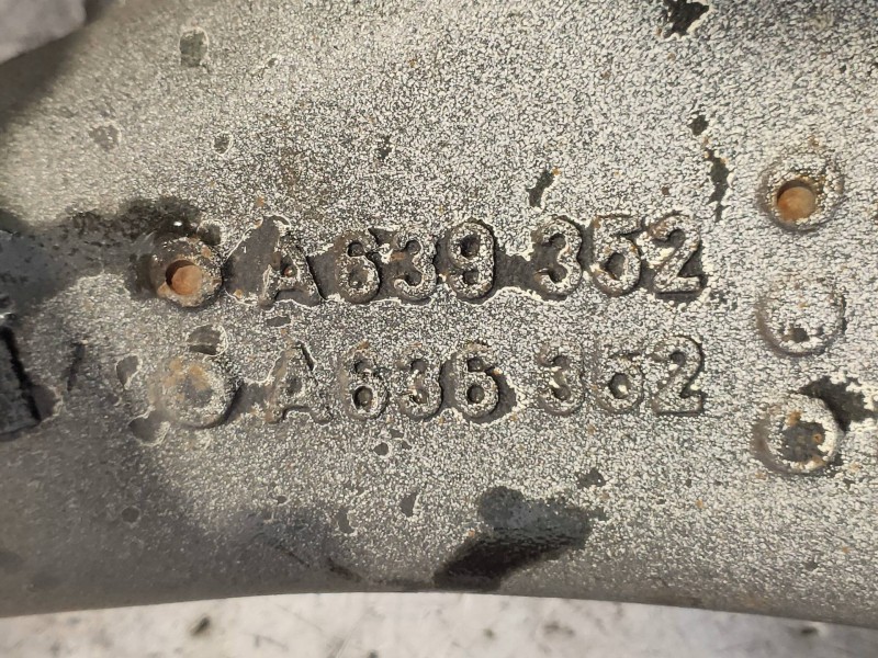 Recambio de mangueta trasera izquierda para mercedes vito kasten (639) 113 cdi lang (639.603) referencia OEM IAM  A639352 A63635