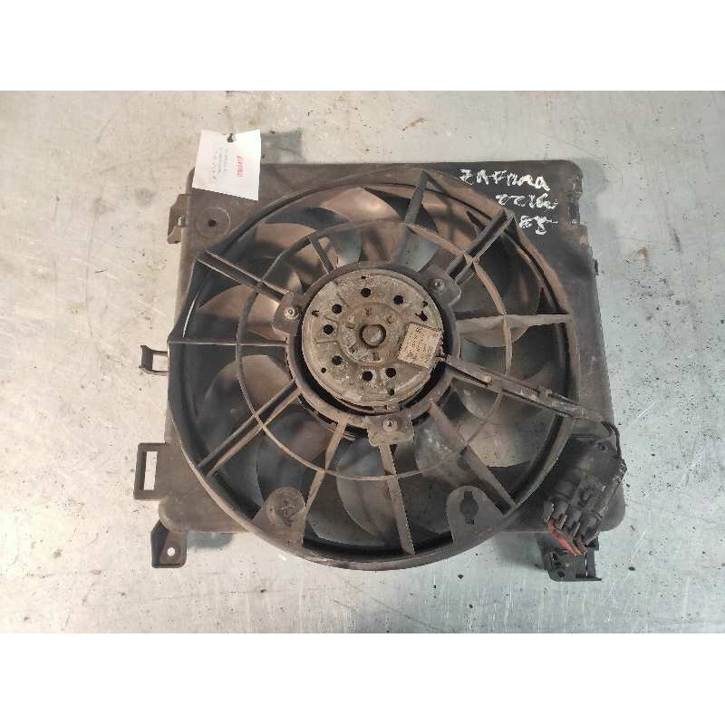 Recambio de electroventilador para opel zafira b 2.2 16v cat (z 22 yh / lch) referencia OEM IAM 013030957 24467442 