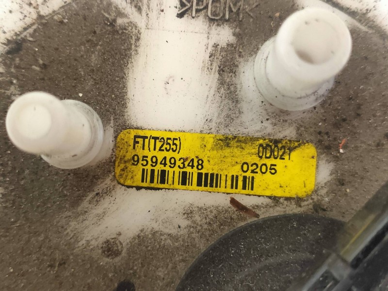 Recambio de bomba combustible para chevrolet aveo 1.2 cat referencia OEM IAM 95949348  