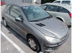 peugeot 206 berlina del año 1999
