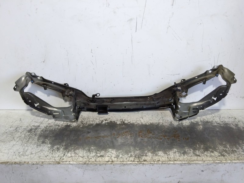 Recambio de panel frontal para volvo v50 familiar 2.0 d kinetic referencia OEM IAM   