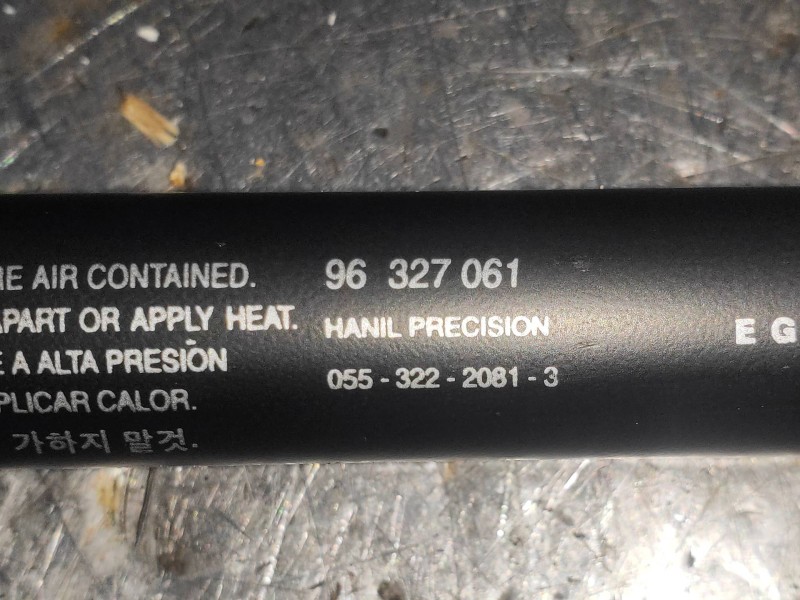 Recambio de amortiguadores capo para chevrolet evanda cdx referencia OEM IAM 96327061  