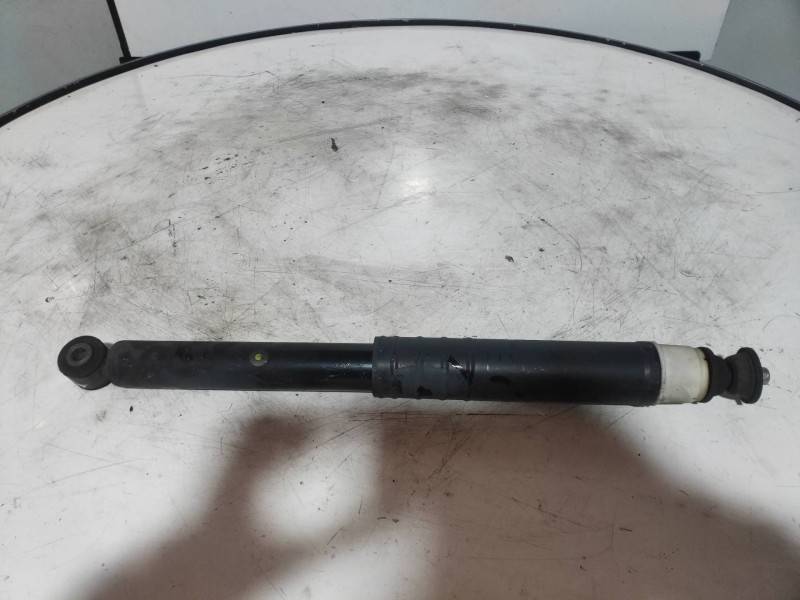 Recambio de amortiguador trasero derecho para renault clio iv business referencia OEM IAM 562109815R  