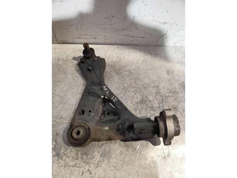 Recambio de brazo suspension inferior delantero izquierdo para mercedes vito kasten (639) 113 cdi lang (639.603) referencia OEM 