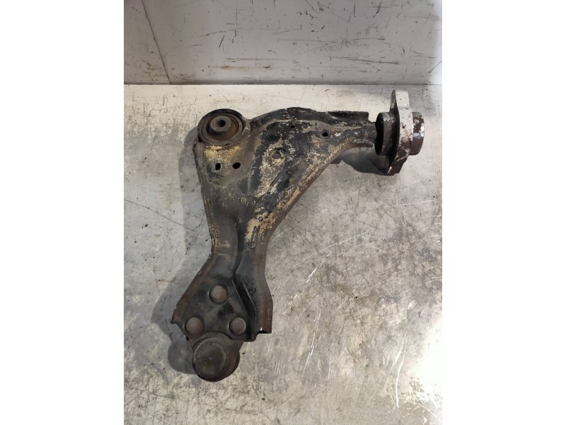 Recambio de brazo suspension inferior delantero izquierdo para mercedes vito kasten (639) 113 cdi lang (639.603) referencia OEM 