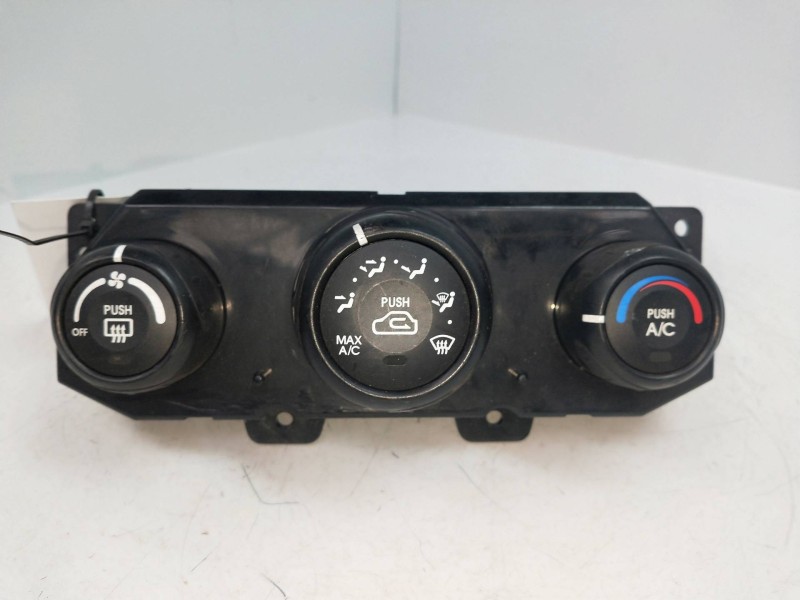 Recambio de mando calefaccion / aire acondicionado para kia sportage 2.0 cat referencia OEM IAM L05CEC134902  