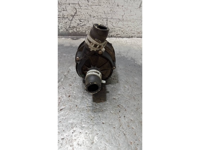 Recambio de bomba agua para dacia duster ii comfort referencia OEM IAM 0392024088 10R058557 