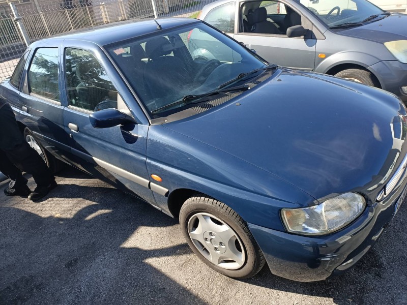 ford escort berl./turnier del año 1997 ford escort berl./turnier del año 1997