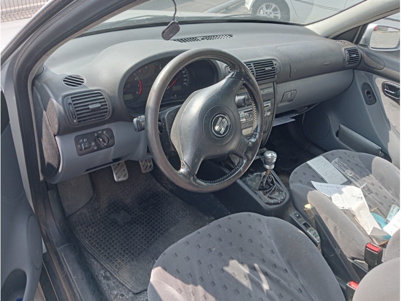 seat toledo (1m2) del año 2001