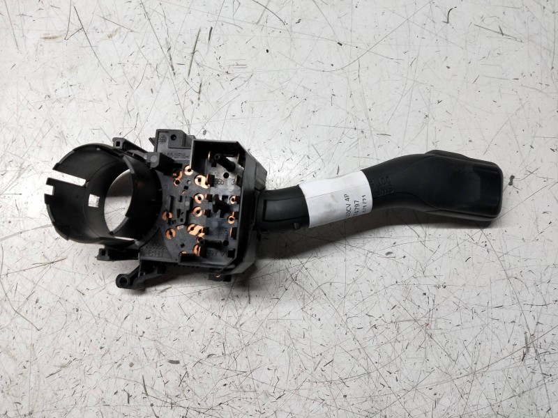 Recambio de mando luces para volkswagen passat berlina (3b2) trendline syncro / 4motion referencia OEM IAM 8L0953513G  