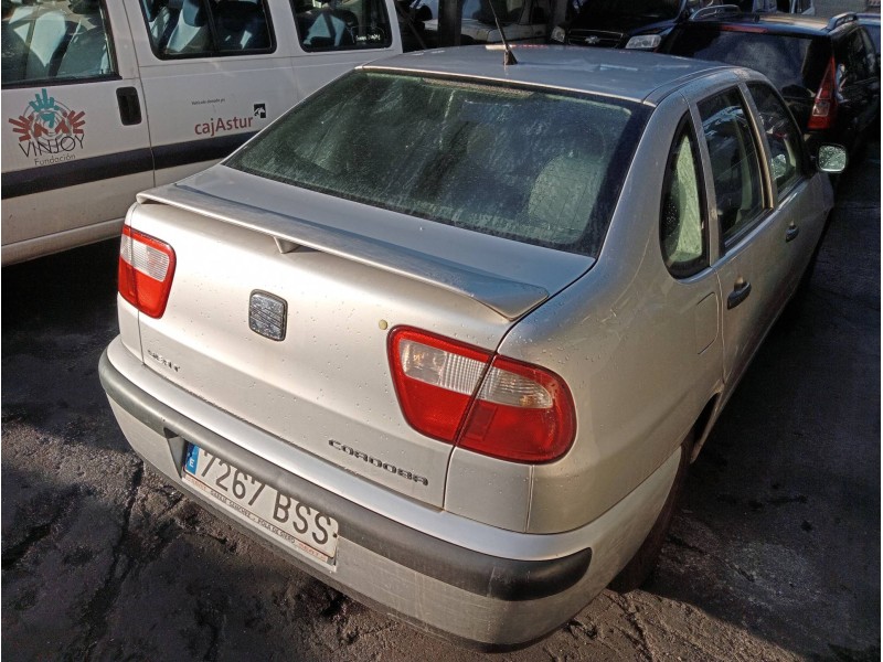 seat cordoba berlina (6k2) del año 2002