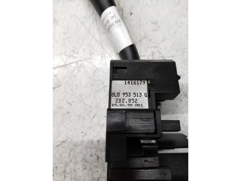 Recambio de mando luces para volkswagen passat berlina (3b2) trendline syncro / 4motion referencia OEM IAM 8L0953513G  