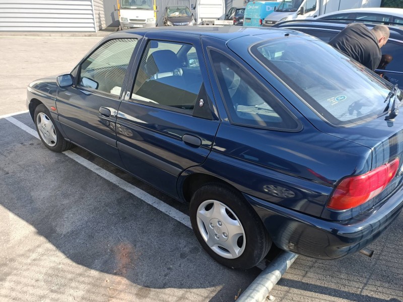 ford escort berl./turnier del año 1997 ford escort berl./turnier del año 1997