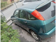 ford focus berlina (cak) del año 2001 2