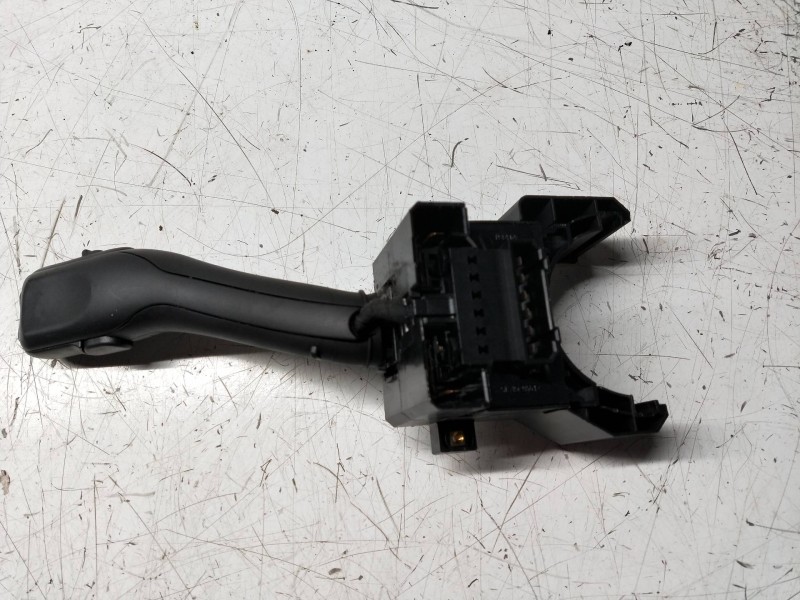 Recambio de mando limpia para volkswagen passat berlina (3b2) trendline syncro / 4motion referencia OEM IAM   