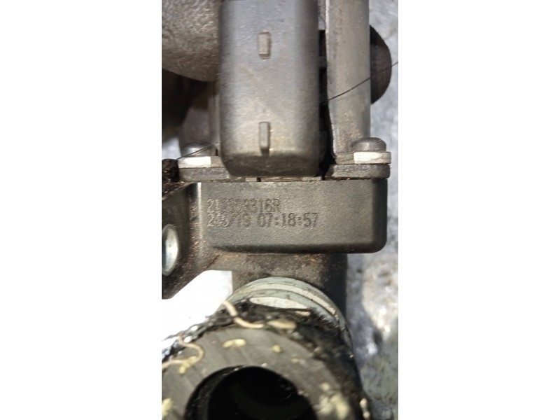Recambio de bomba agua para dacia duster ii comfort referencia OEM IAM 212309316R  BOMBA DE REFRIGERACION