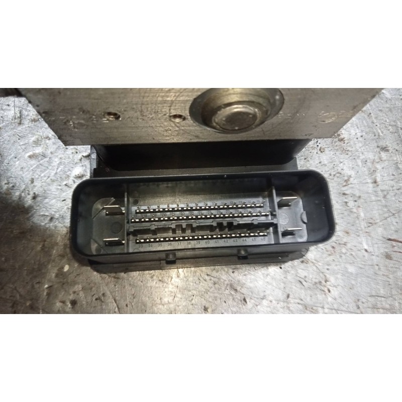 Recambio de abs para volvo v50 familiar 2.0 d kinetic referencia OEM IAM 10096004253 30742665AA 30742654 10020602264 4N512C405GA
