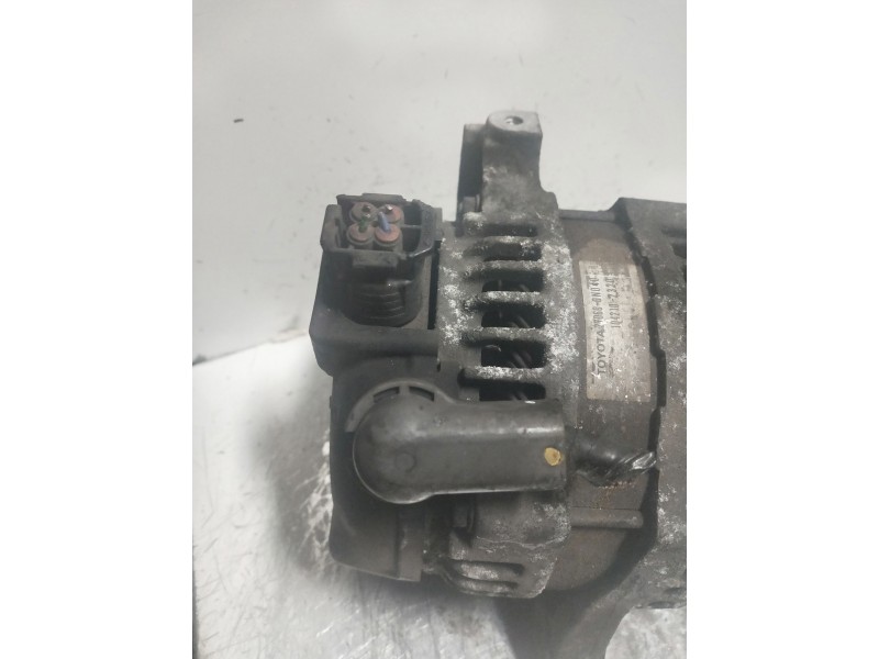 Recambio de alternador para toyota auris luna referencia OEM IAM 1042102320  