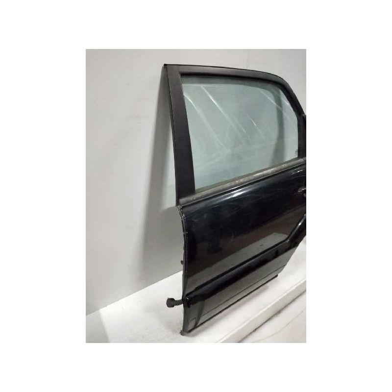 Recambio de puerta trasera izquierda para kia sportage 2.0 cat referencia OEM IAM   