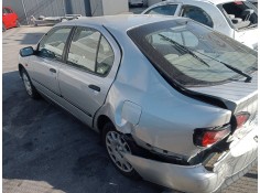 nissan primera berlina (p11) del año 2001 2