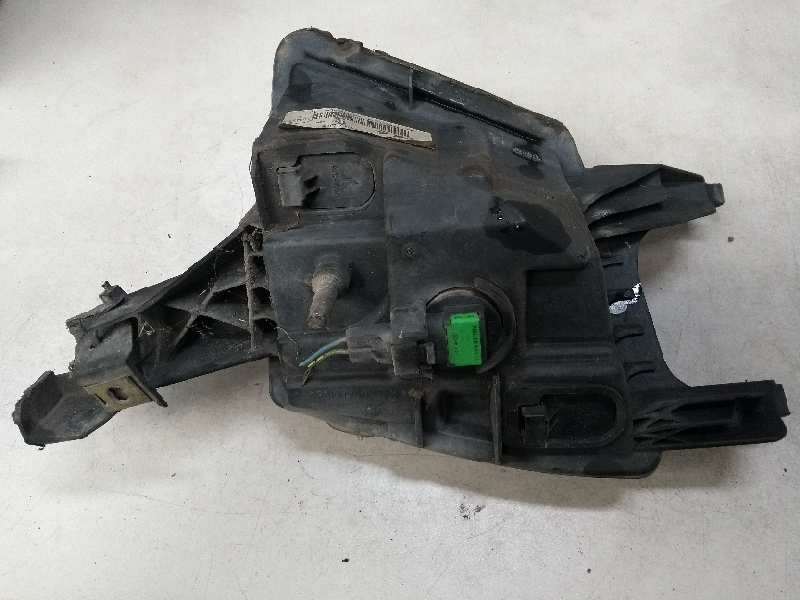 Recambio de faro antiniebla derecho para peugeot 407 st sport referencia OEM IAM   