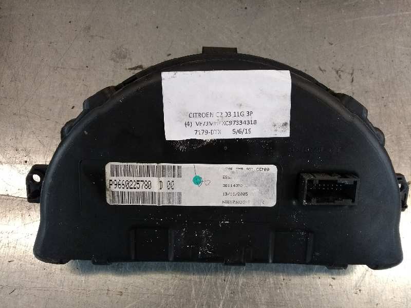 Recambio de cuadro instrumentos para citroen c2 sx referencia OEM IAM P9660225780 D00 281149726