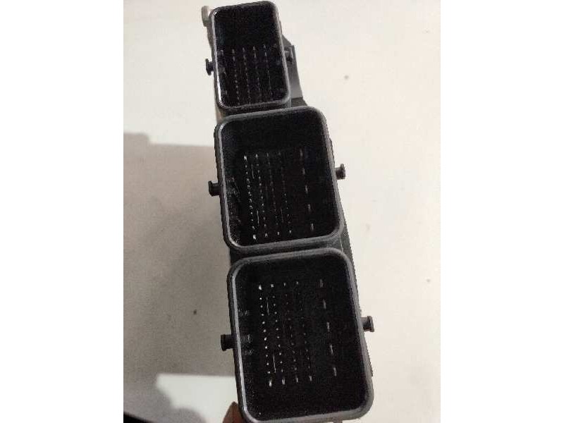 Recambio de centralita motor uce para citroen c3 collection referencia OEM IAM 0281019818 9666729680 9805947780 EDC17C10