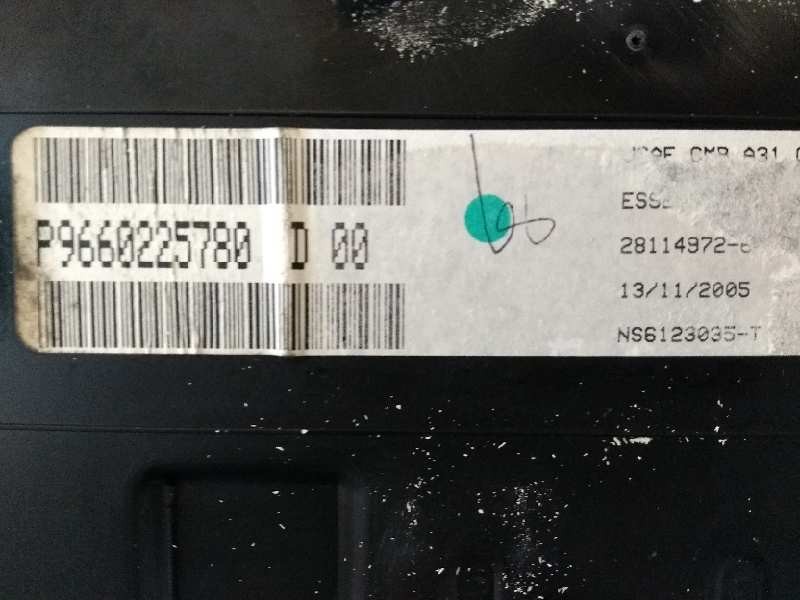 Recambio de cuadro instrumentos para citroen c2 sx referencia OEM IAM P9660225780 D00 281149726