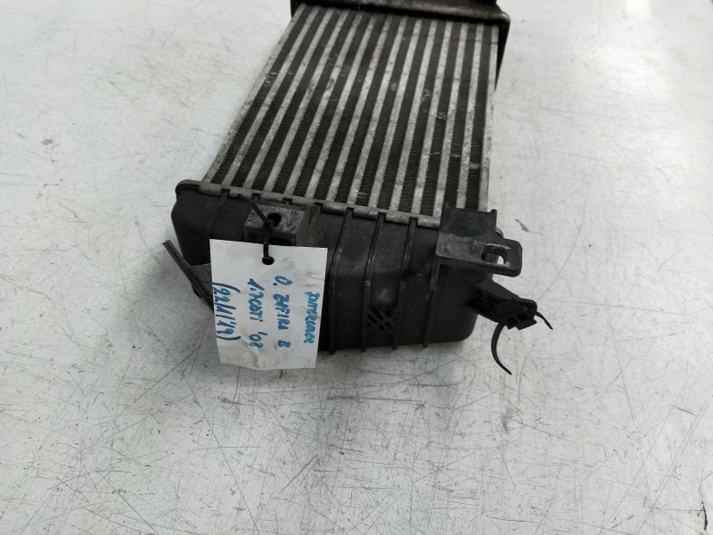 Recambio de intercooler para opel zafira b edition ´´111 jahre´´ referencia OEM IAM 13240831  