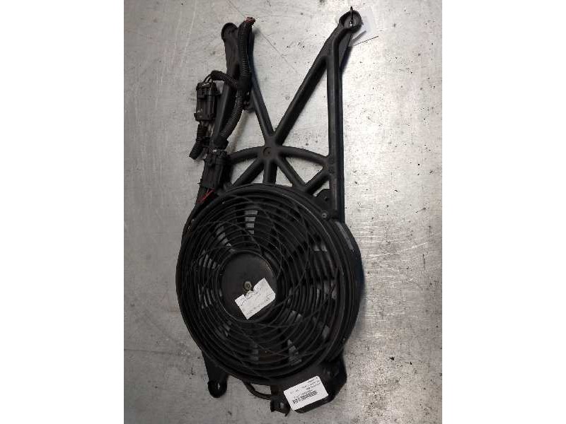 Recambio de electroventilador para opel meriva 1.7 16v cdti referencia OEM IAM 52406447  DELPHI