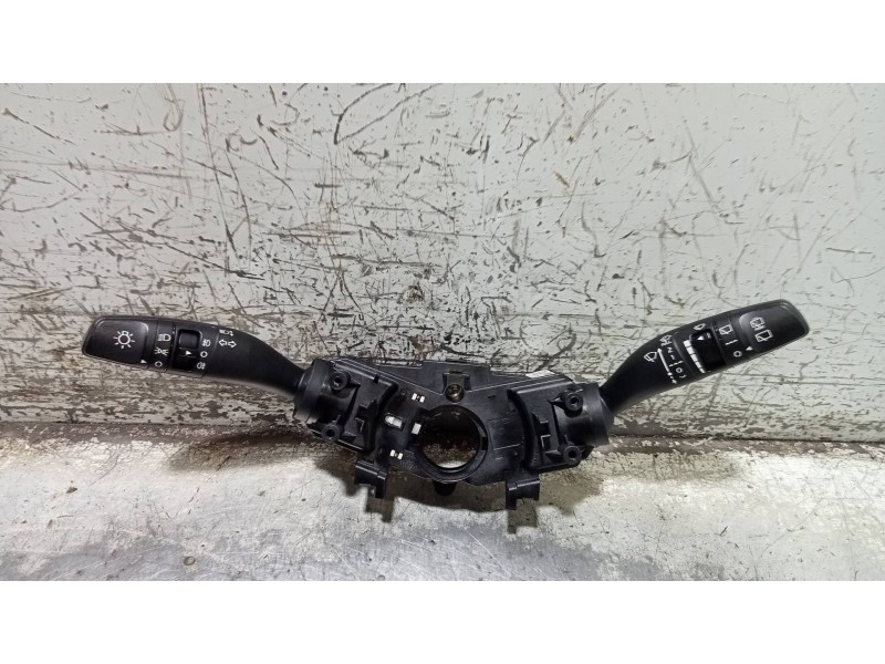 Recambio de mando luces para kia sportage business 2wd referencia OEM IAM 93403D9450 4A93GS1001 