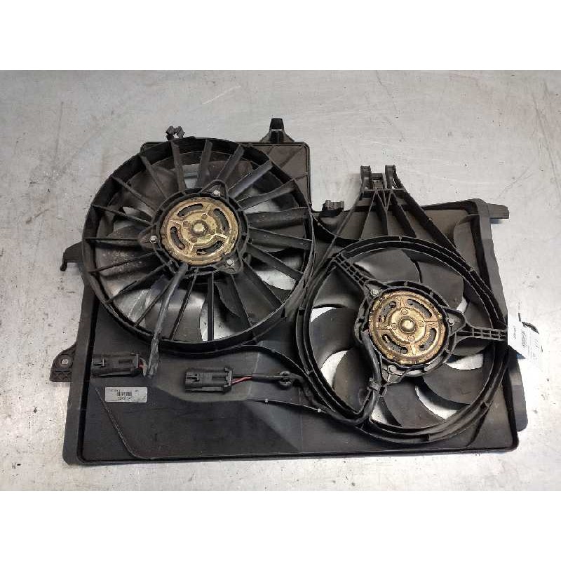 Recambio de electroventilador para opel meriva 1.7 16v dti cat (y 17 dt / lr6) referencia OEM IAM 8240448  