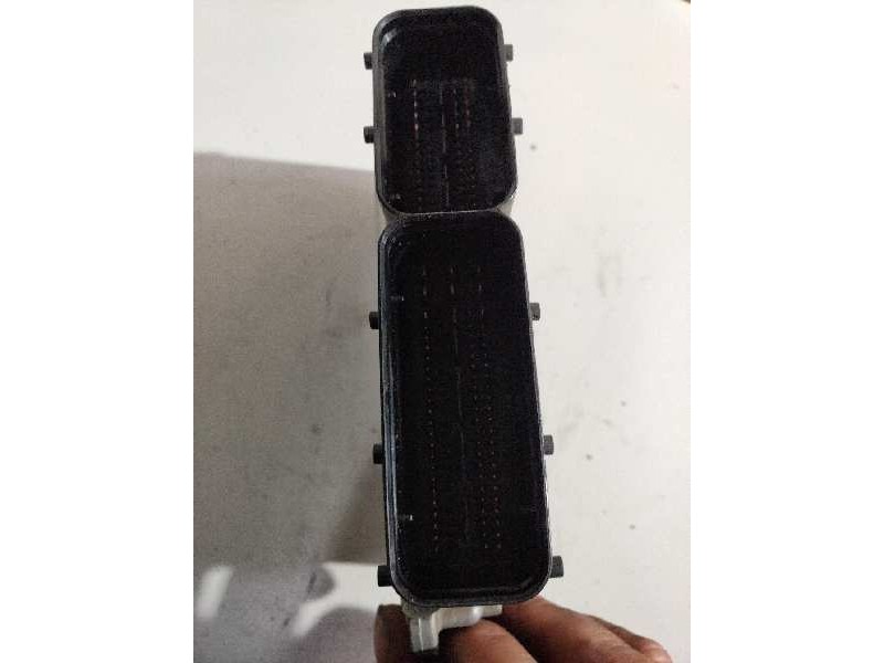 Recambio de centralita motor uce para seat leon (1p1) 1.4 16v tsi referencia OEM IAM 0261201787 03C906022B MED17520