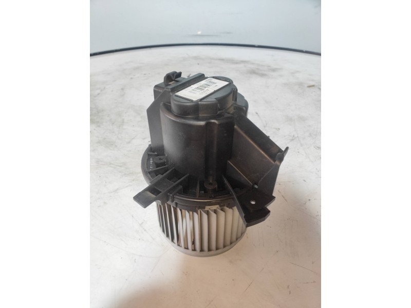 Recambio de motor calefaccion para citroen c-elysée seduction referencia OEM IAM 5P4330000  