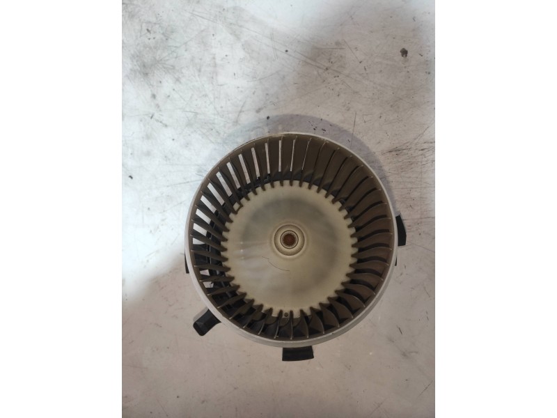 Recambio de motor calefaccion para citroen c-elysée seduction referencia OEM IAM 5P4330000  