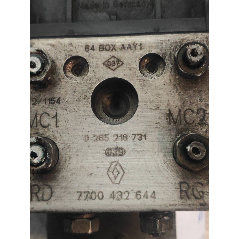 Recambio de abs para renault megane i fase 2 classic (la..) 1.4 16v rt referencia OEM IAM 7700432644 0265219731 0273004394